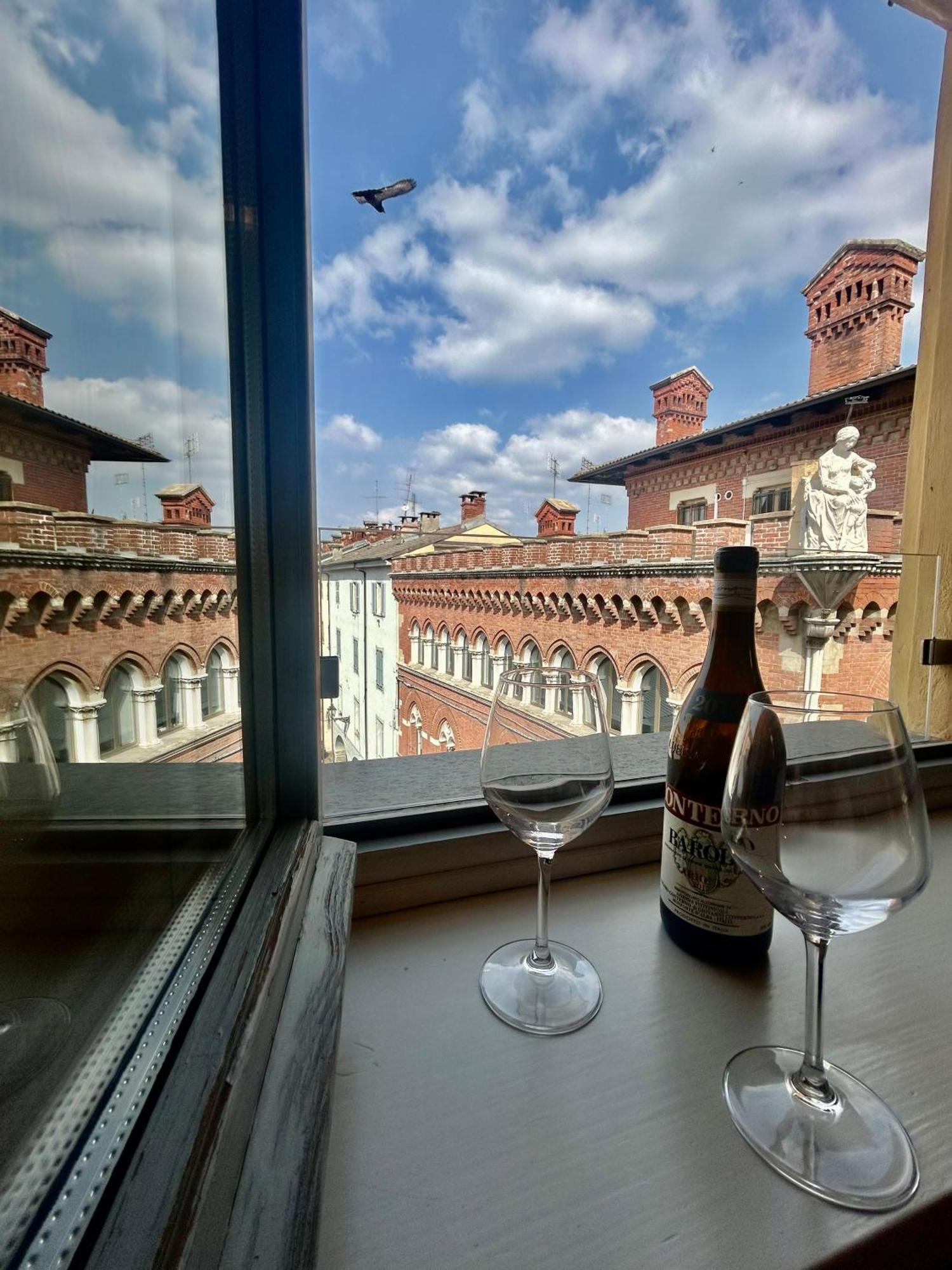 La Coccola Di Cuneo Apartment Luaran gambar